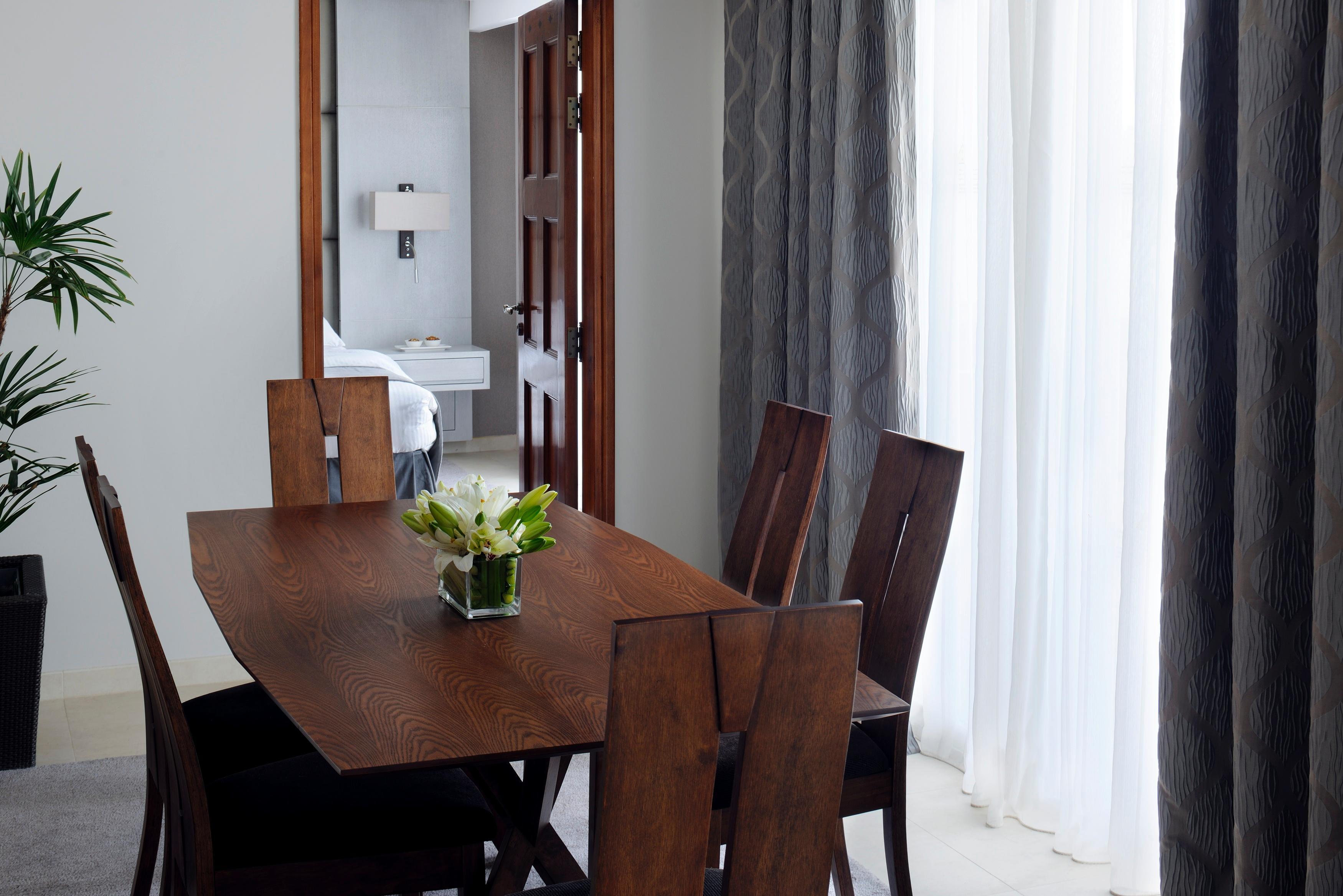 Moevenpick Hotel & Resort Al Bida'A Salmiya Экстерьер фото A dining room